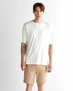 Gant T-Shirt Męski Z Nadrukiem İ Okrągłym Kołnierzykiem Relaxed Fit Kremowy