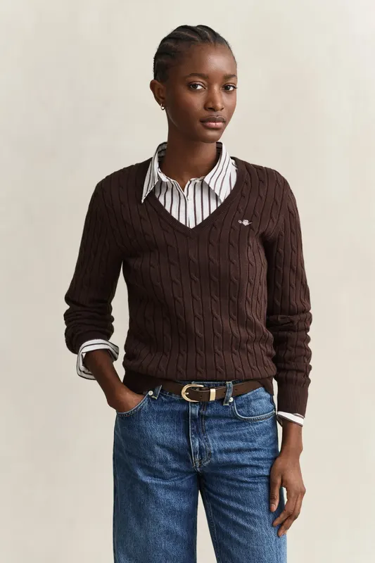 Gant Sweter Damski Z Dekoltem V Z Długim Rękawem Slim Fit Brązowy