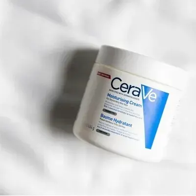 CeraVe Nawilżający balsam do twarzy i ciała do skóry suchej 454 g