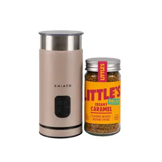 Zestaw spieniacza do mleka CHiATO milkPLAY i kawa rozpuszczalna „Little’s Decaf Creamy Caramel”