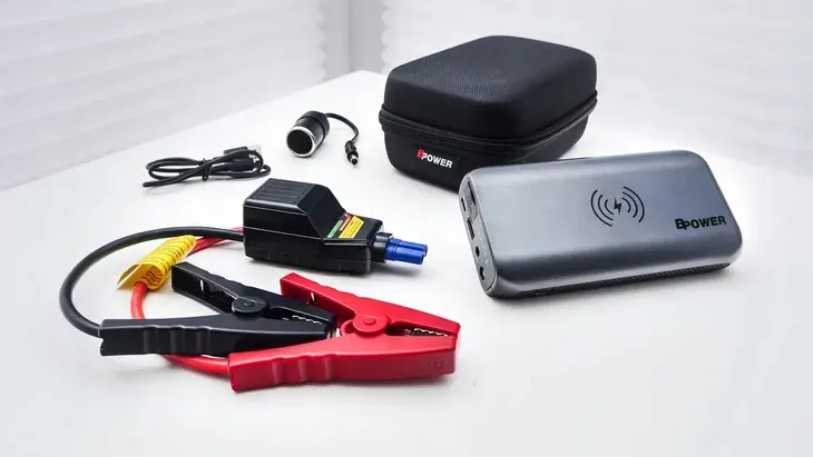 GBC700-PRO JUMP STARTER 1000A BOOSTER 12V POWERBANK ROZRUCH SAMOCHÓD POJAZD