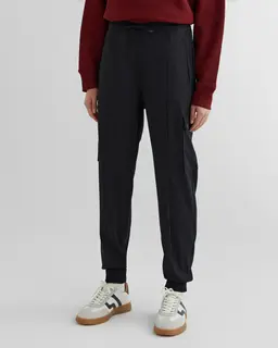 Gant Spodnie Damskie Regular Fit Czarne