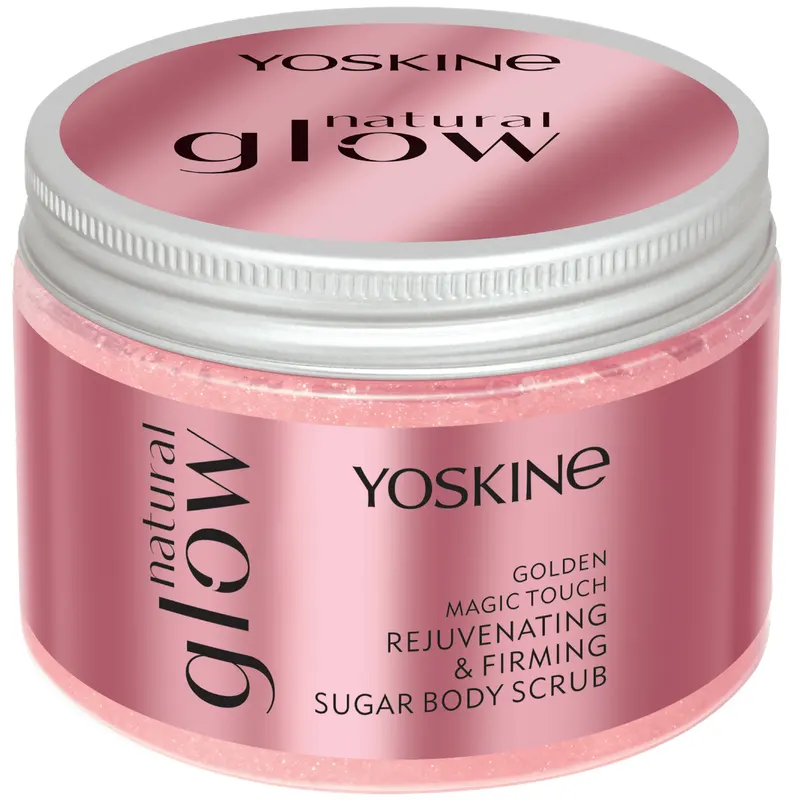 Yoskine Natural Glow odmładzająco-ujędrniający peeling do ciała z efektem Golden Magic Touch, cukrem, perłowymi drobinkami, olejem tsubaki, olejem migdałowym i yuzu 350 ml