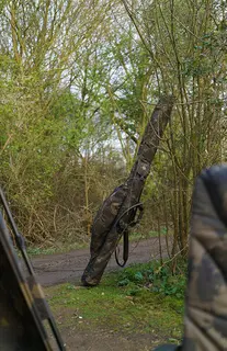Solar Worldwide 3+2 Rod Holdall 12ft Camo – torba na wędki w kamuflażu