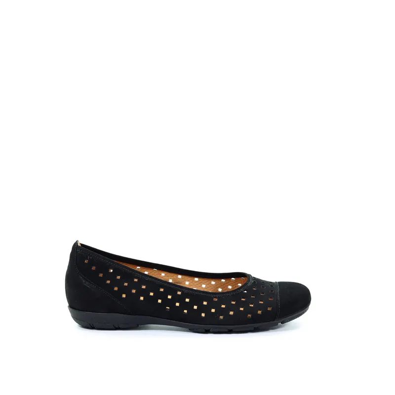 Damskie baleriny czarne Gabor 64.169.17