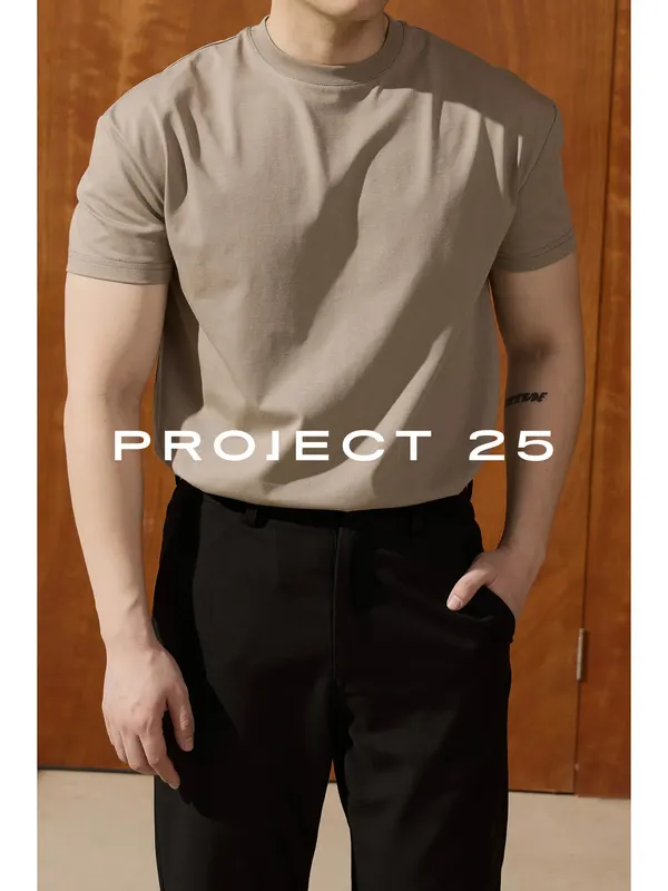 Men's Premium T-Shirt – Light Luxury Solid Color O-Neck Tee Korean Style Slim Fit Short Sleeve for Casual & Streetwear