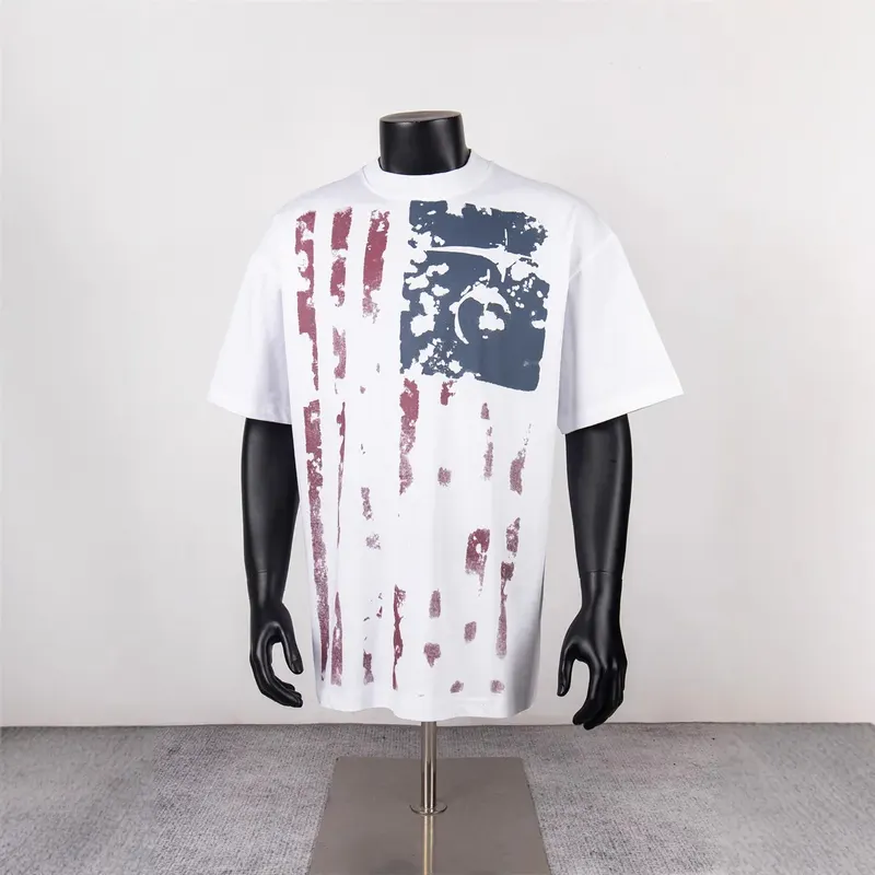 Thug club streetwear rough and dirty faded and blurry printed T-shirt loose fit for both men and women trendy style