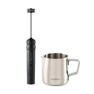 Zestaw: spieniacz do mleka CHiATO nanoPLAY oraz dzbanek na mleko SORSO Barista (600 ml) – czarny