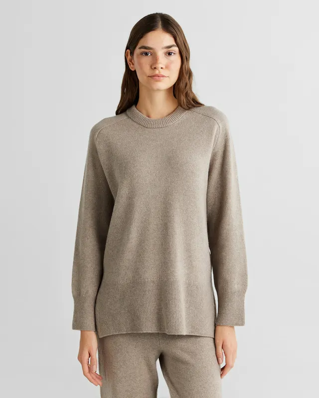 Gant Sweter Damski Okrągły Kołnierzyk Z Długim Rękawem Relaxed Fit Beżowy