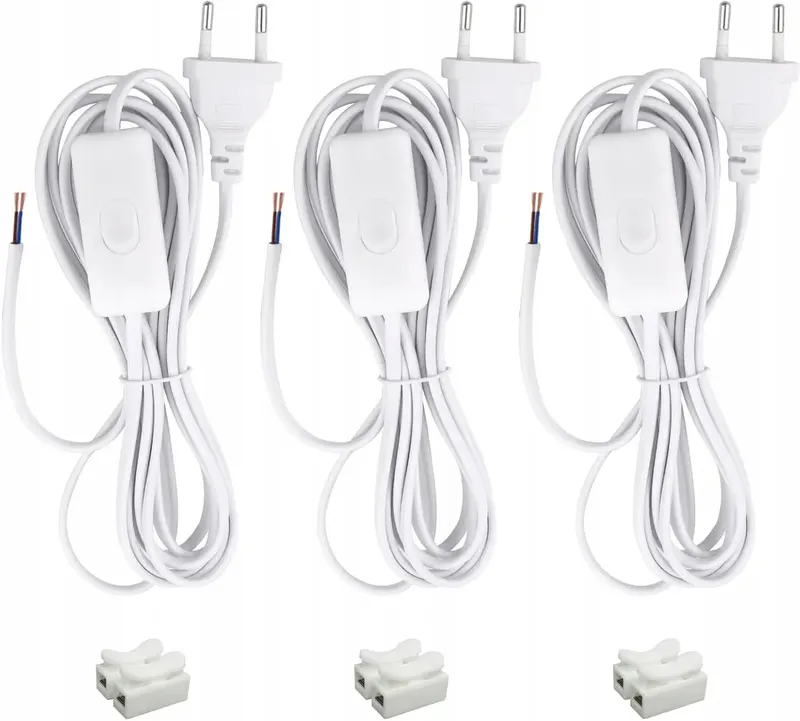 KABEL Z PRZEŁĄCZNIKIEM I WTYCZKĄ DO LAMPY 3M 2X0,5MM2 3 SZTUKI