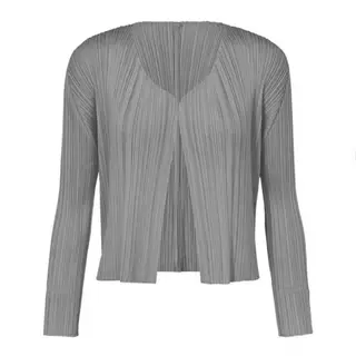 ISSEY Basic Slim-Fitting Solid-Ruffled Short Coat with Open-Back Blazer in Lightweight Material