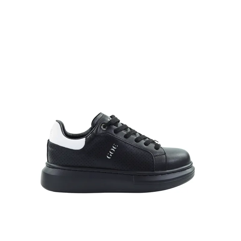 Damskie sneakersy skórzane czarne z perforacją GOE TT2N4006