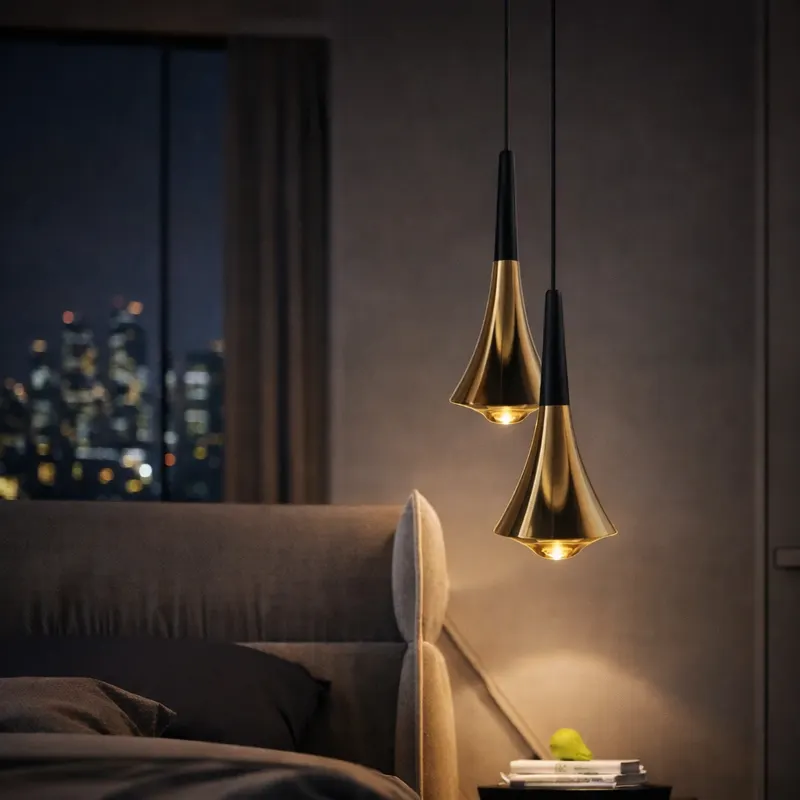 Kinkiet LED LYORÉA - wisząca lampa inspirowana świetlną łzą