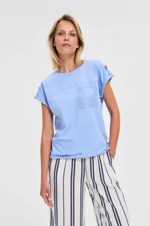 T-shirt z kieszonką błękitny