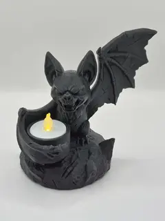 Figurka nietoperza ze świeczką LED na Halloween – czarny