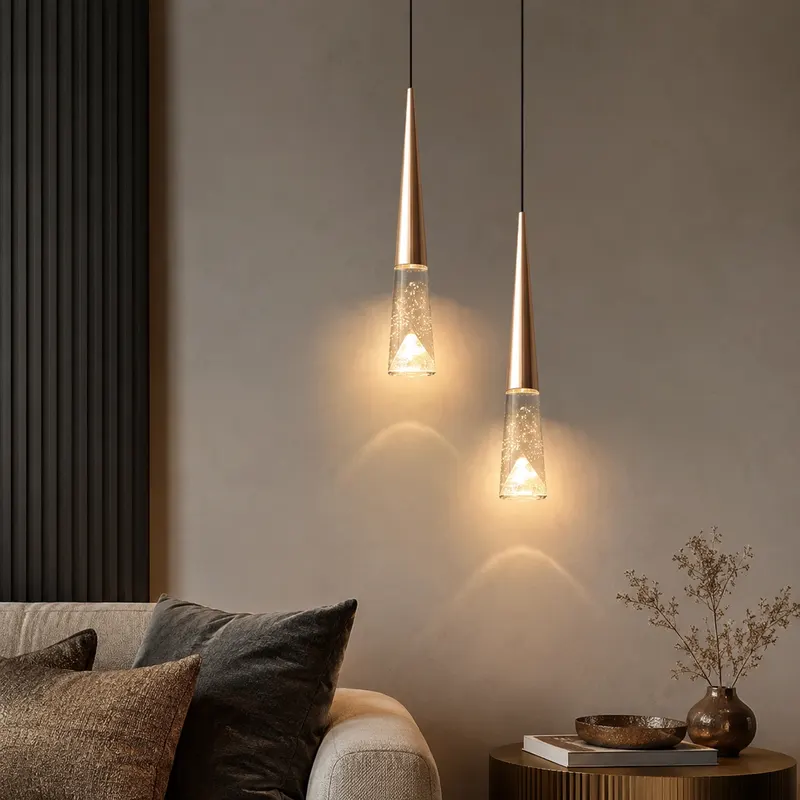 NIVALIS – Designerska lampa wisząca LED z kryształowym kloszem, efekt górskiego szczytu | Złota, srebrna, czarna