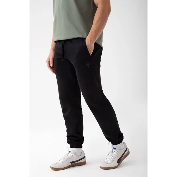Czarne spodnie dresowe męskie TW BASIC PANTS 182 M BLACK - XXXL