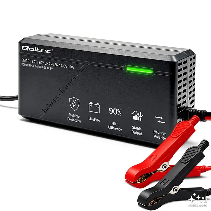 Qoltec Ładowarka do akumulatora LiFePO4 12V | 10A | PF 0.9 | LED