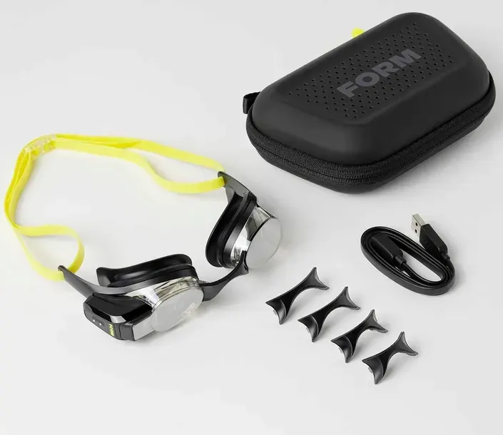 FORM Smart Swim 2 Light inteligentne okulary pływackie aplikacja czas tętno