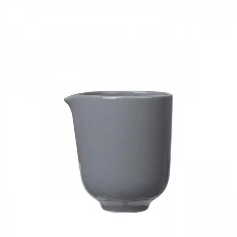 MLECZNIK RO, SHARKSKIN