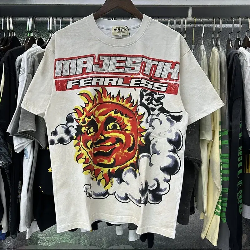 MAJESTIK Retro Graffiti Print Summer Street Casual Fashion Short-Sleeved T-Shirt for Men and Women