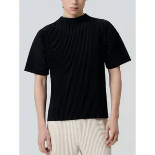 Miyake Pleated Men T Shirt Turtleneck Short Sleeve Top Split Hem Japanese Style Casual Loose Fit Minimalist Streetwear Fashion
